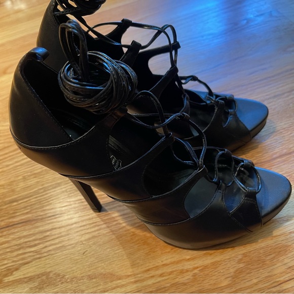 Aldo leather lace up gothic heels - Picture 2 of 9